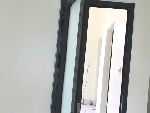 Thi Công Cửa Nhôm Tại Huyện Hóc Môn 