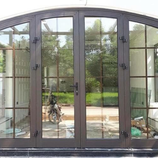 Cửa Nhôm Kính Vòm